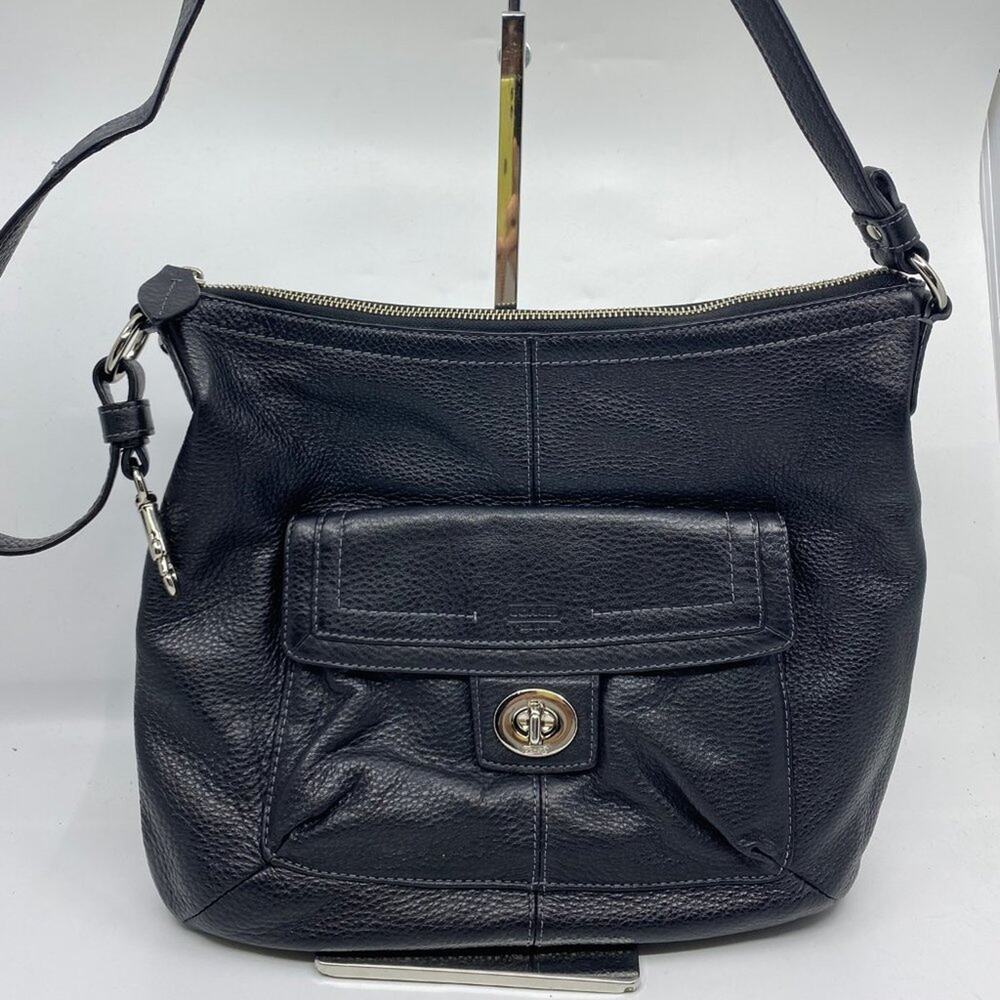 COACH M Size Black Leather Crossbody Bag - Picture 10 of 10